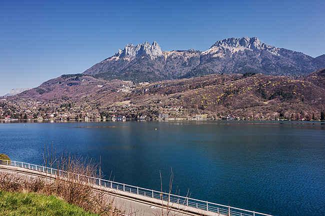 photo montagne alpes haute savoie annecy lac velo