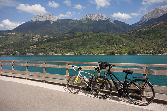 photo montagne alpes haute savoie annecy lac velo