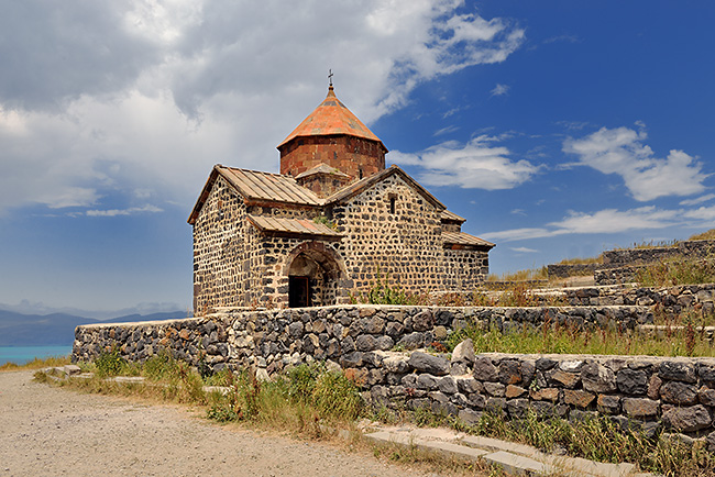 photo voyage asie centrale europe caucase armenie monastere Sevanavank lac Sevan
