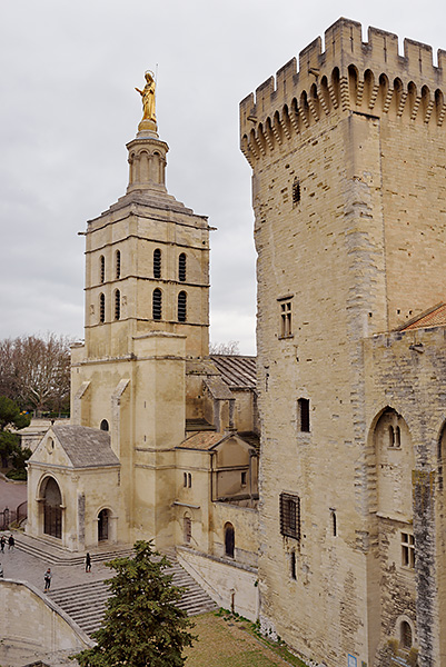 photo france provence paca avignon palais papes visite tourisme