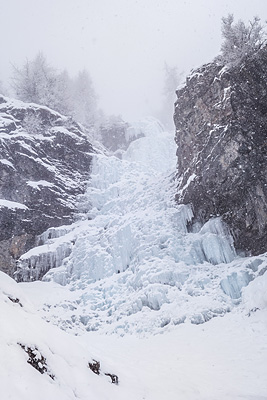 photo montagne alpes oisans ecrins la grave cascade glace colere du ciel
