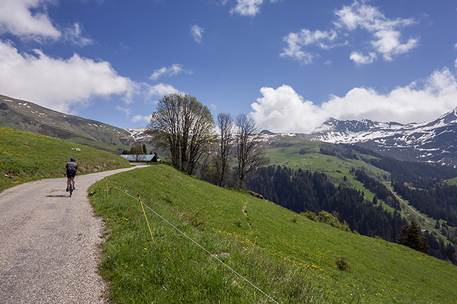 photo montagne alpes savoie beaufortain hauteluce contamines col joly velo