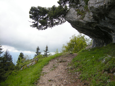 photo montagne alpes randonnée Croix de l'Alpe Chartreuse Sentier Rochers de Belles Ombres