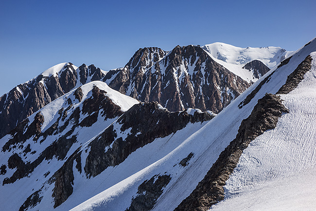 photo montagne alpes alpinisme haute savoie chapieux bourg saint maurice ville des glaciers mont blanc arete des lanchettes dome des glaciers