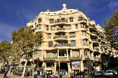 photo espagne barcelone casa mila perdrera gaudi