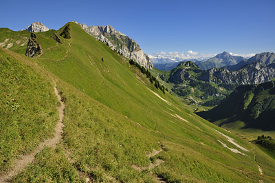 photo montagne alpes randonnée GR5 col bise