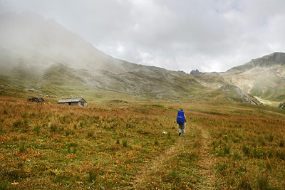 photo montagne alpes randonnée GR5 cerces col vallee etroite