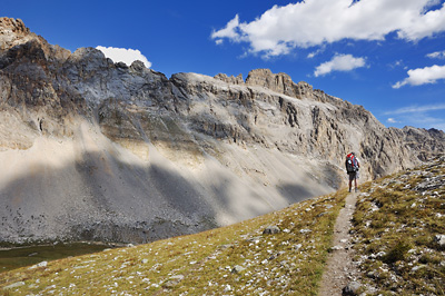 photo montagne alpes randonnée GR5 cerces vallon falaises rochers paria