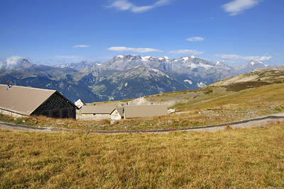 photo montagne alpes randonnée GR5 cerces ecrins col granon caserne militaire