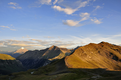 photo montagne alpes randonnée GR5 col croix bonhomme crete gittes coucher soleil mont pourri