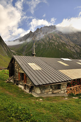 photo montagne alpes randonnée GR5 beaufortain refuge balme