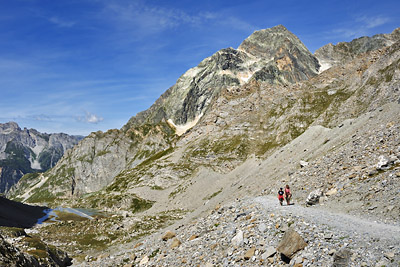 photo montagne alpes randonnée GR5 vanoise col vanoise lac vaches moraine pierrier