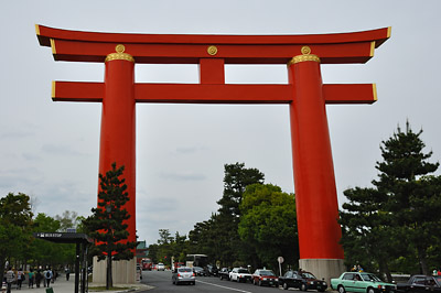 photo japon kyoto Heian-Jingu torii