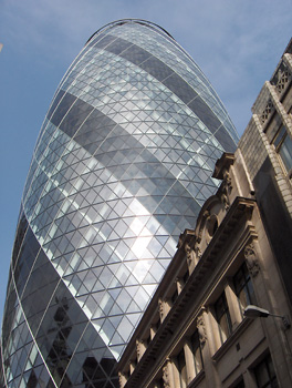 Londres La City Swiss Re Tower