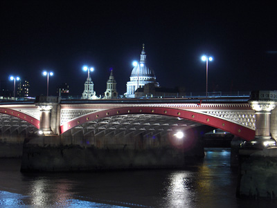 Londres nuit cathédrale Saint Paul Blackfriars Bridge