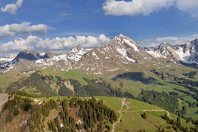 photo montagne alpes randonnée rando haute savoie bornes aravis thônes serraval faverges sulens