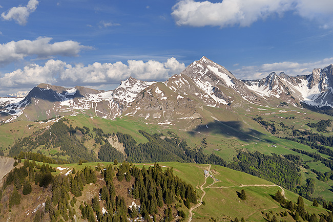 photo montagne alpes randonnée rando haute savoie bornes aravis thônes serraval faverges sulens