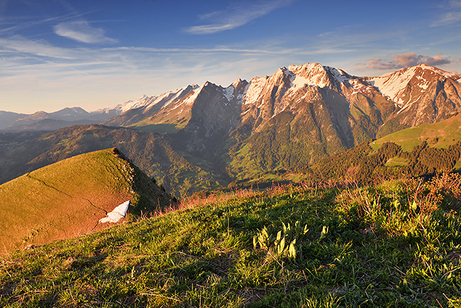 photo montagne alpes randonnée rando haute savoie bornes aravis thônes serraval faverges sulens