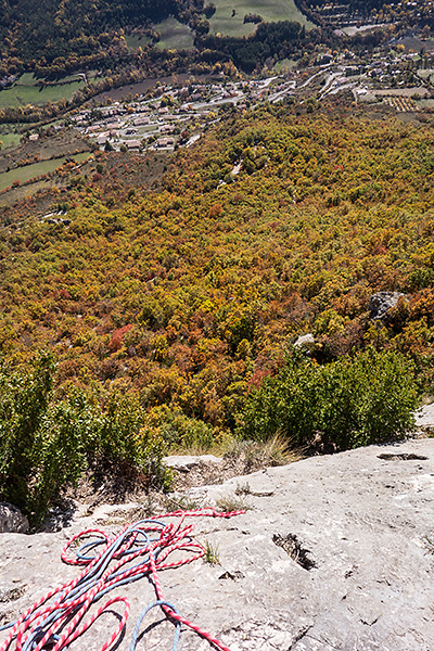 photo montagne alpes escalade grande voie orpierre hautes-alpes diois baronnies massacre debroussailleuse