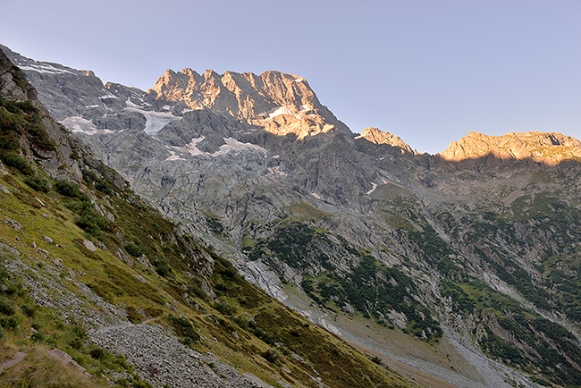 photo montagne alpes randonnee rando ecrins valgaudemar refuge chabourneou pic vallonpierre