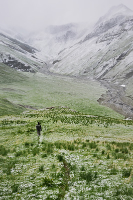 photo montagne alpes ecrins grandes rousses arves randonnée plateau emparis neige