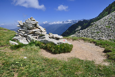 photo montagne alpes belledonne randonnée pointe de rognier col de la perche cairn