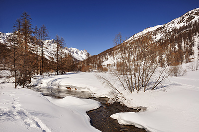 photo montagne alpes cerces thabor randonnée raquettes hiver neige nevache claree vallee