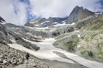 photo montagne alpes randonnée ecrins berarde refuge pilatte glacier says