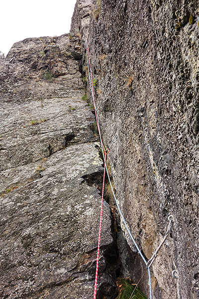 photo montagne escalade pilat roche corbiere rochetaillée planfoy satan m'habite grande voie