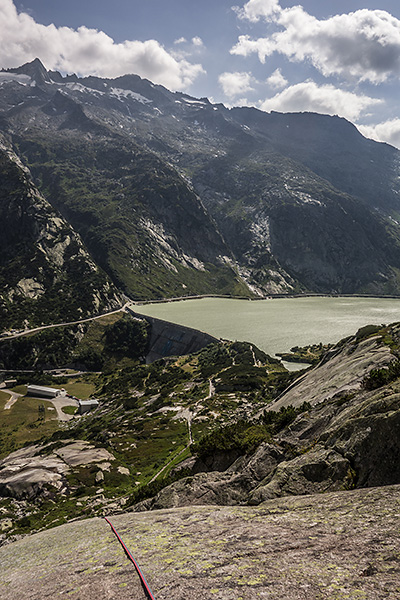 photo montagne alpes escalade grande voie suisse valais grimsel roadrunner