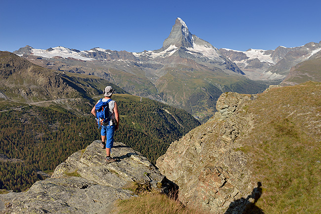 photo montagne alpes randonnée suisse valais zermatt lac stellisee cervin matterhorn