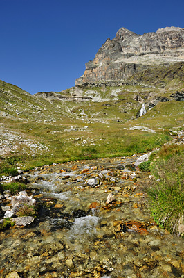 photo montagne alpes randonnée tour des glaciers vanoise TGV torrent