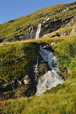 photo montagne alpes randonnée tour des glaciers vanoise TGV cascade