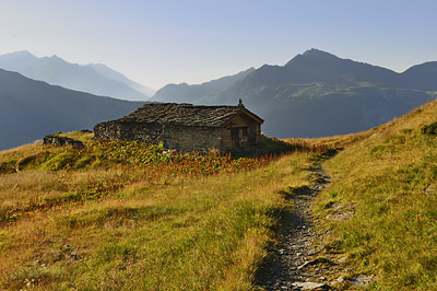 photo montagne alpes randonnée tour des glaciers vanoise TGV chapelle