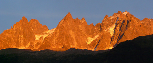 photo montagne alpes randonnée tour du mont blanc tmb kora chamonix coucher soleil