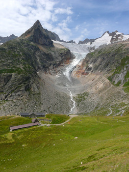 photo montagne alpes randonnée tour du mont blanc tmb kora refuge elena glacier pré de bar