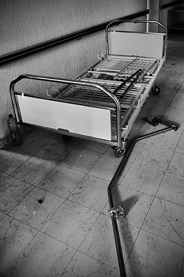 photo urbex sanatorium hôpital hôpitaux lit