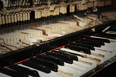 photo urbex sanatorium hôpital hôpitaux piano touches