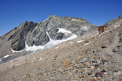 photo montagne alpes beaufortain mont blanc randonnée vallee glaciers refuge robert blanc