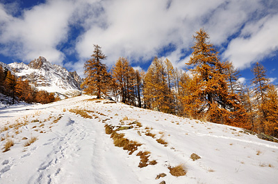 photo montagne alpes cerces thabor randonnée raquettes vallon refuge col chardonnet meleze automne neige