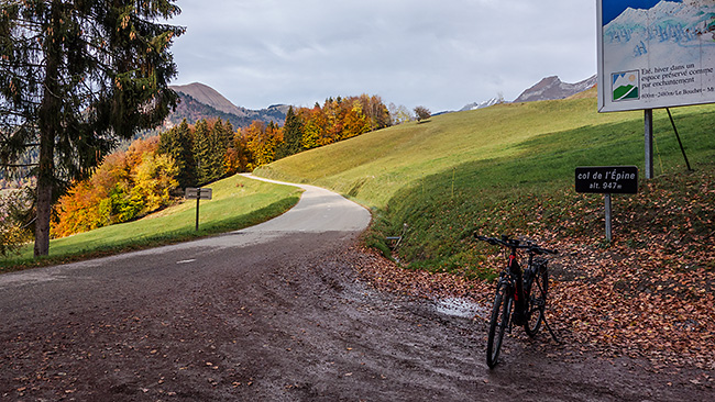 photo montagne alpes savoie aravis velo col epine