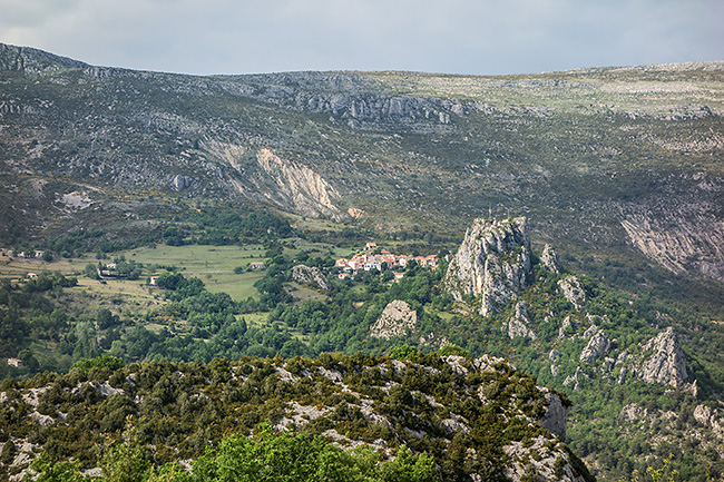 photo montagne alpes escalade grande voie gorges verdon escales point sublime derobee