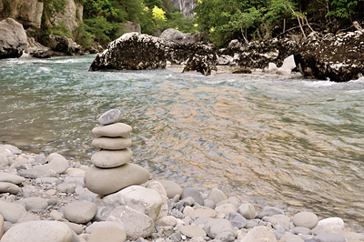 photo montagne alpes gorges verdon sentier imbut