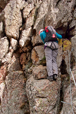 photo montagne via ferrata haute-loire auvergne rochers miramande