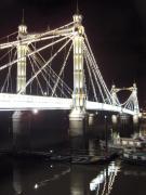 London by night - Albert Bridge