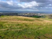 Edimbourg - Vue en montant vers Arthur's seat