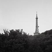 Tour métallique depuis le Jardin des Hauteurs