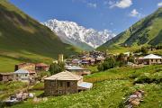 Ushguli et la chaine du Chkhara, plus haut sommet géorgien