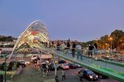 Pont de la paix by night