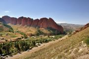 Les 7 rochers rouges de Jeti-Ögüz